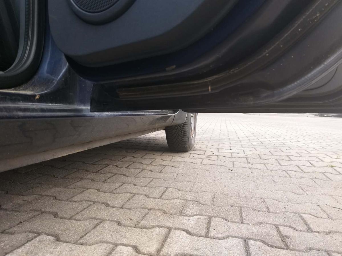 Mitsubishi Colt Z30 original Tür hinten rechts T43 Blau Rohbau Bj.2005